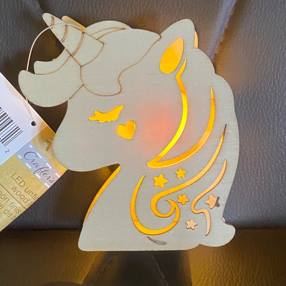Darling Unicorn Light Up NO PLUG in required NWT